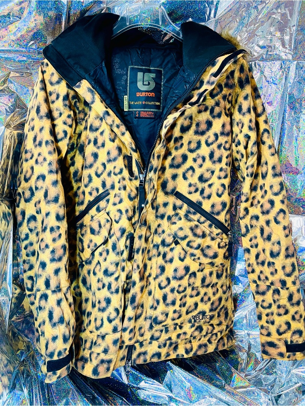 Burton White Collection Women's Leopard Snowboard/Ski Jacket DRYRIDE Faux Fur